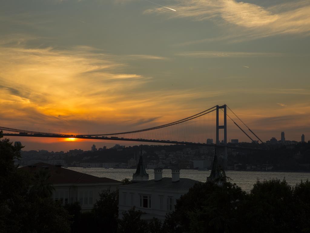 Su Merdum Istanbul Bagian luar foto